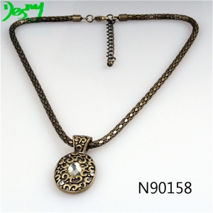 vintage boutique gold ethnic jewelry pendant necklace N90158