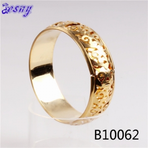 vintage bracelet 18k gold bangle saudi arabia jewelry B10062