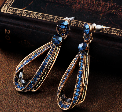 2018 fashion vintage zinc alloy earrings for woman