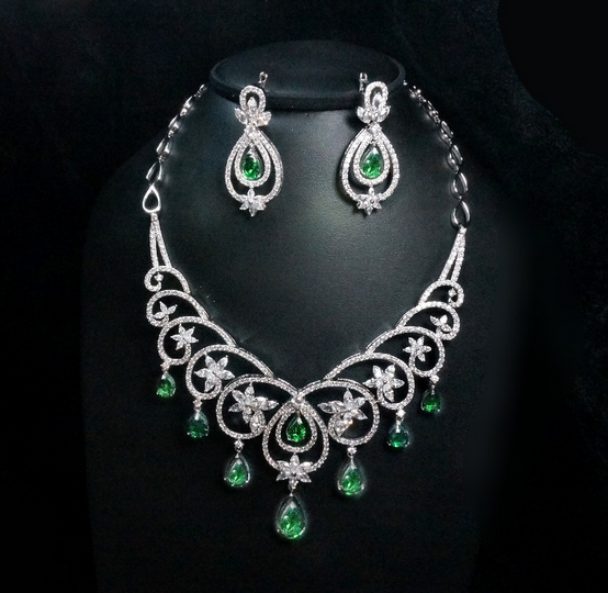 China fashion costume diamond cubic zirconia jewelry set manufacturer in China