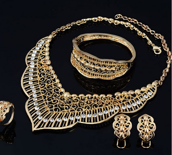 Factory Price Gold Love Alloy Gem Wedding Travel Women's Four-piece Jewelry Set