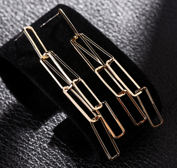 Fashionable Stainless Steel Earrings with 925 Silver Long Stud Earrings Manufacturer