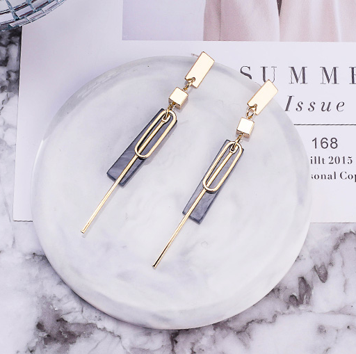 High Quality 18K Gold Plating Long Hanging Earrings for Woman