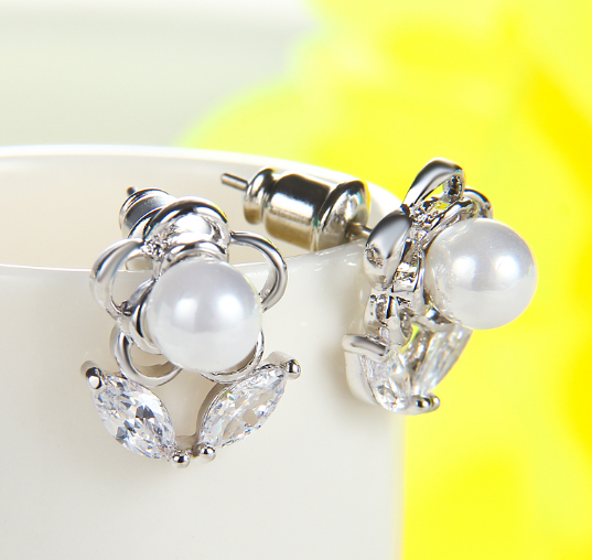 Hot sale stud earrings nice silver jewelry 925 sterling earrings Supplier China