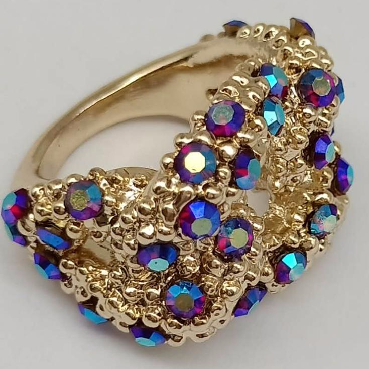 Latest gold Fashion jewelry Women Lady's Big gold rings Engagement ring Birthday Anniversary Gifts for Women Mom Wife