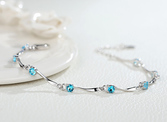 Low MOQ Woman 925 Silver Gemstone Bracelet Supplier from China