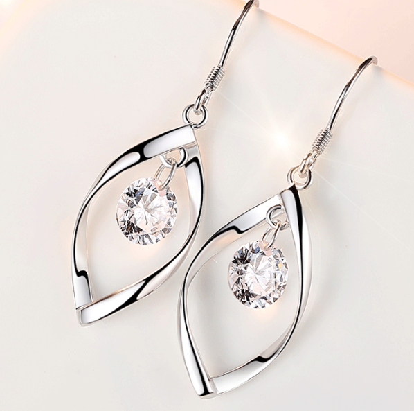 Professional Supplier Sterling Silver Long Stud Earring Factory in China