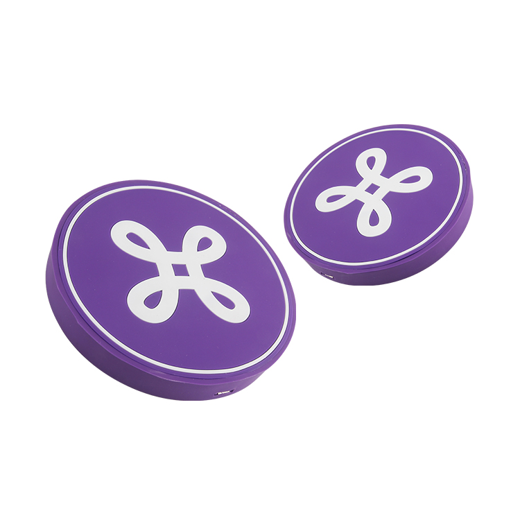 Aangepaste zachte pvc 10w snelle draadloze pad Qi-oplader voor iPhone 8 en voor Samsung US