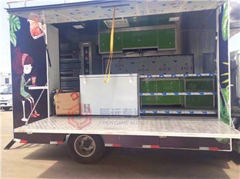 Customized 4x2 Diesel China moible fast food truck price body superstructure stainless steel for selling snacks