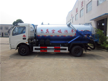 DongFeng brand 4cbm sewage suction Truck supplier sa china