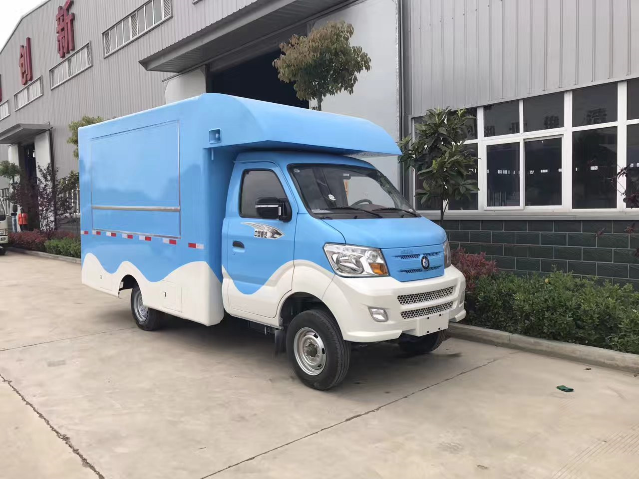 Small mobile hamburger,ice cream,barbecue,fast food truck price