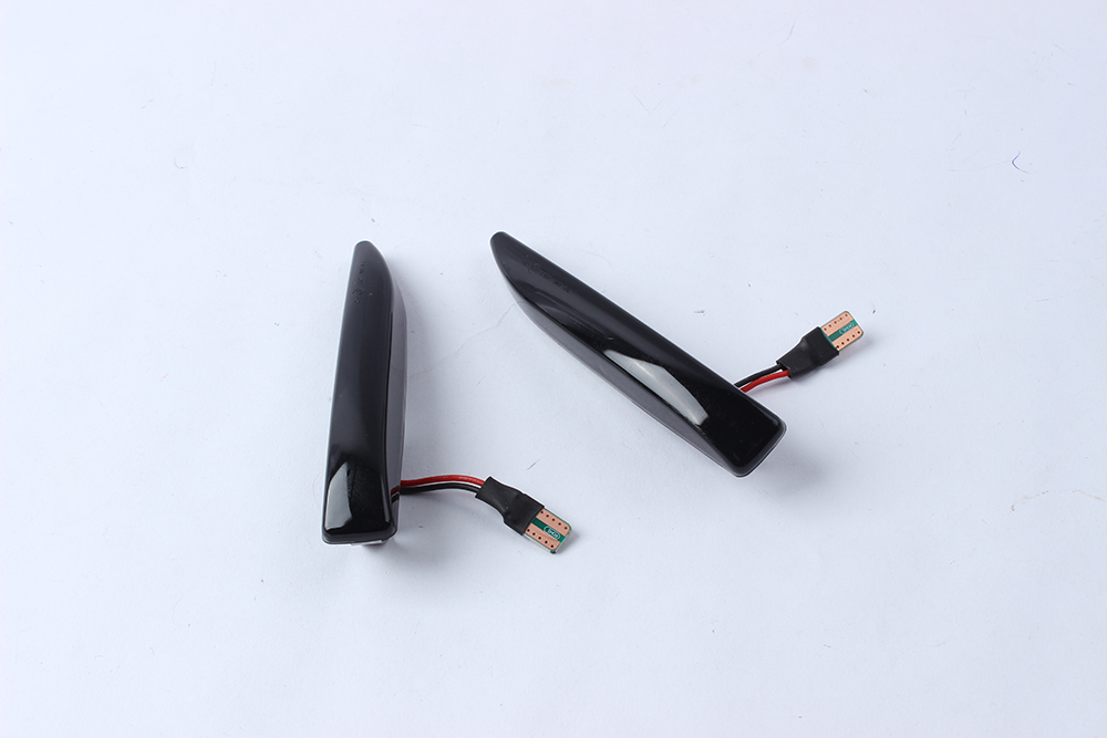 For 2002-2008 BMW 7 Series E65 E66 E67 Smoked Lens Amber LED Car Front Side Marker Lights 12V