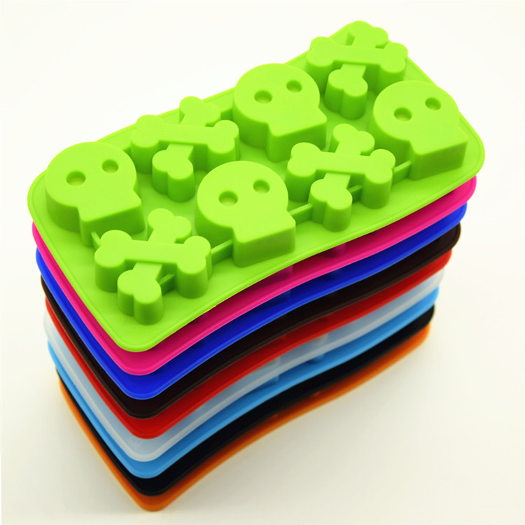 3 Pack von X Halloween Schädel & Knochen Crossbones Eiswürfel Schokolade Seifenschale Mold Silikon Party Maker