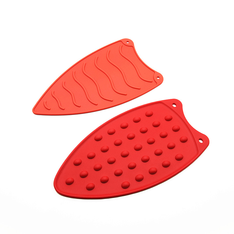Benhaida Factory Direct Heat Resistant Silicone Iron Pad en gros, le repos en fer avec deux types de formes