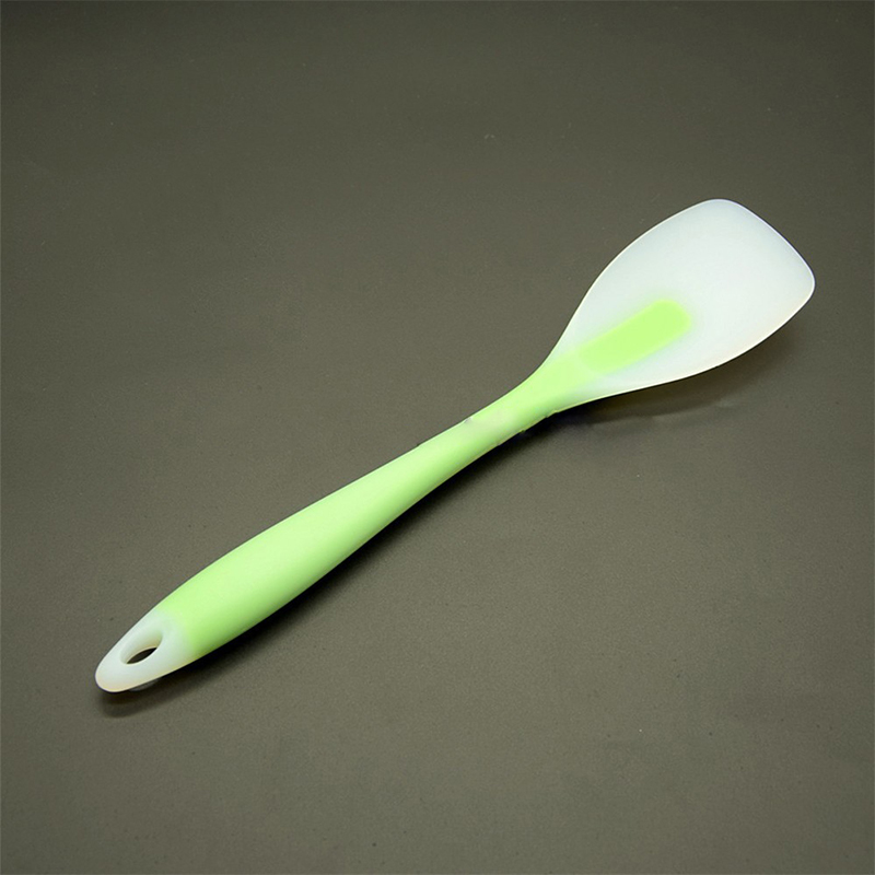 Chinese Supplier 5 piece Nylon Core Premium Silcone Cooking Utensils Set
