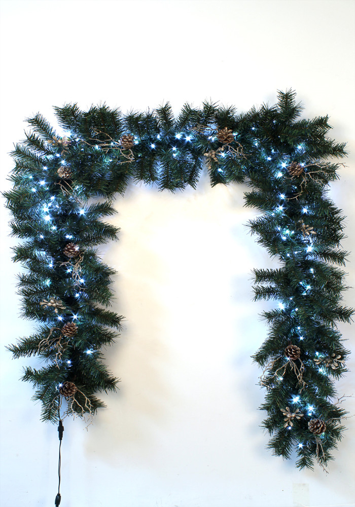 9 英尺豪华带领圣诞花环