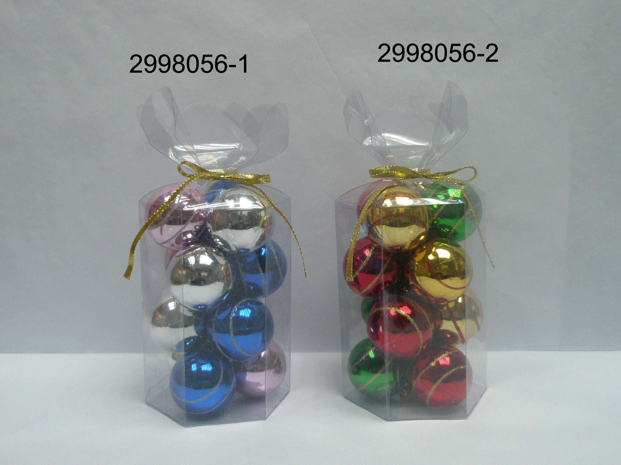 Sfera di Natale di plastica infrangibile di moda