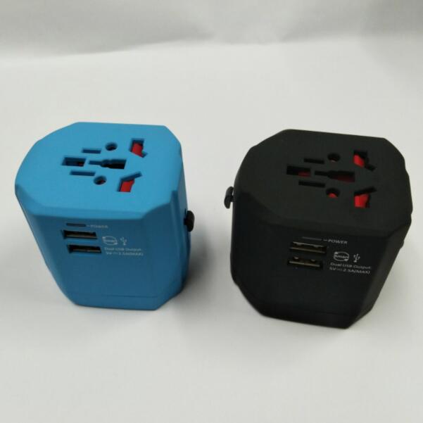 Promozione regalo 2500mA Dual USB caricabatterie universale World Travel Adapter Cina fornitore