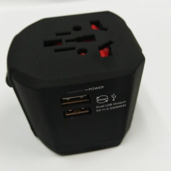 Cadeau promotionnel 2500mA Dual USB chargeur Universal World Travel Adapter Chine fournisseur