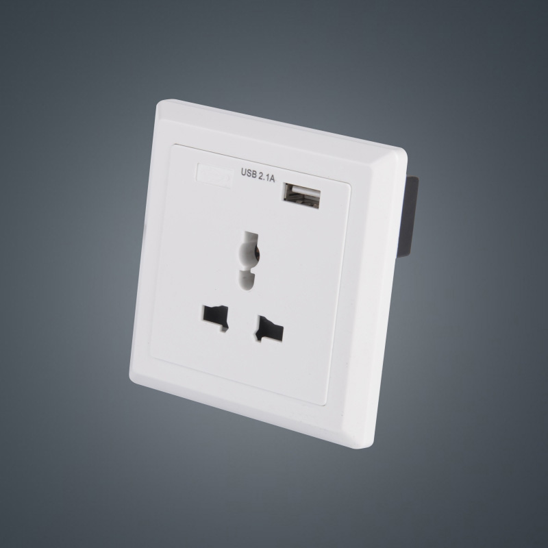 Square 86mm British faceplate  2.1A USB wall socket charger 3pin holes AC250V 16A