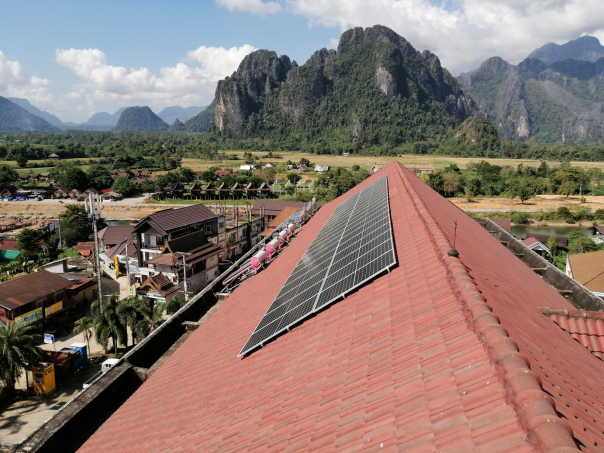 I-Panda fornece um sistema de geração de energia fotovoltaica fora da rede de 15KW para um hotel no 