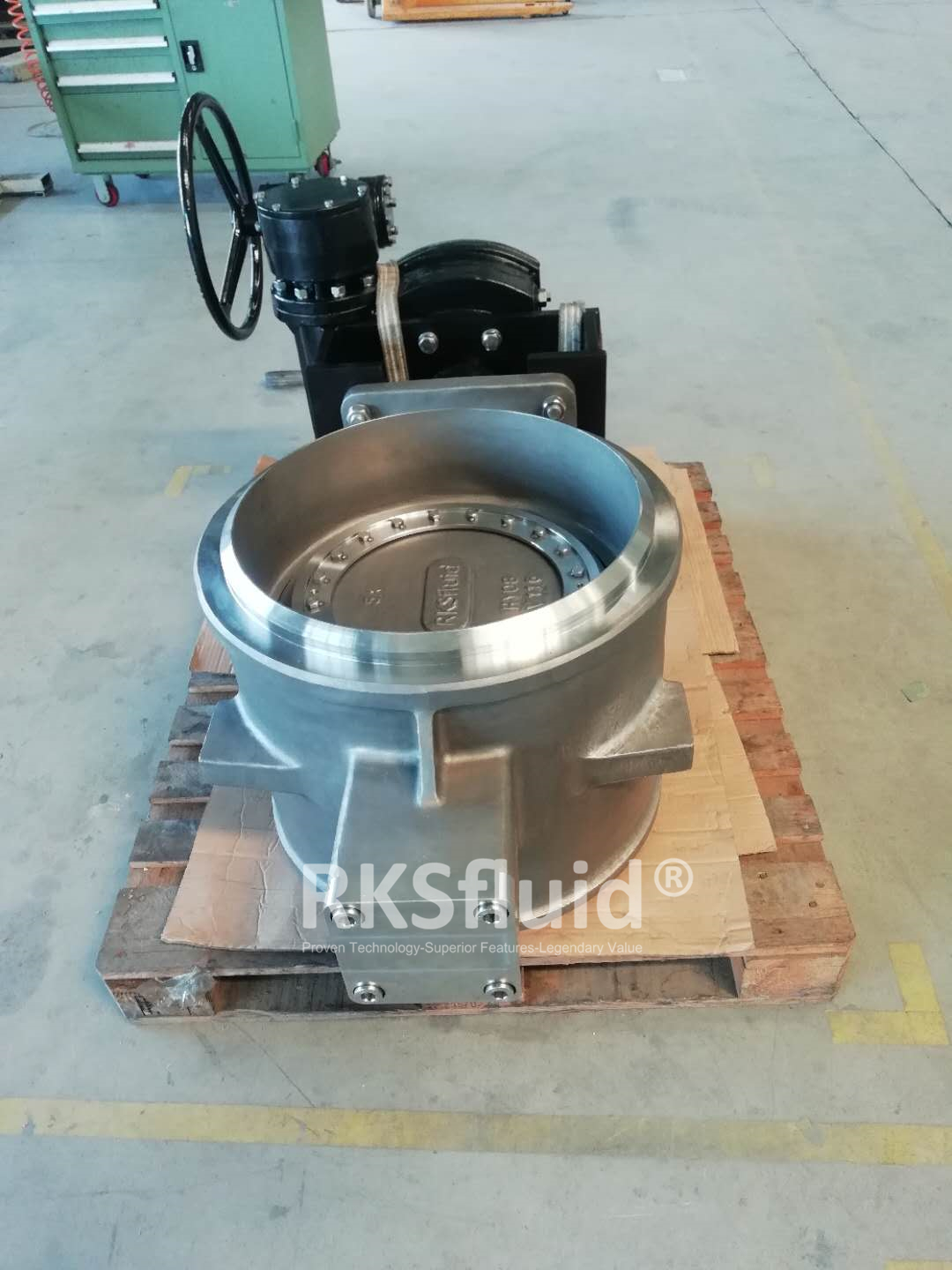 Newmans Metal seated triple offset valves 20NPS Class600 for Befesa