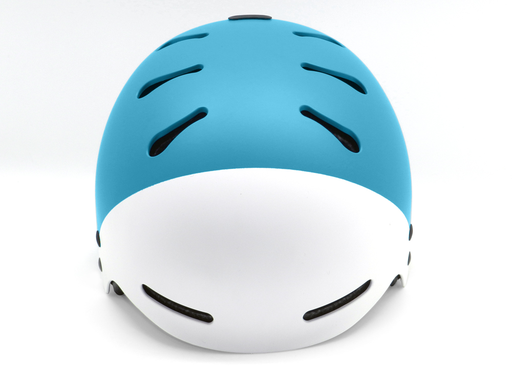 skate board helmet