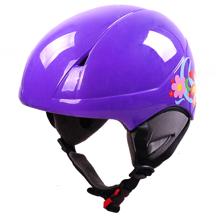 snow helmet