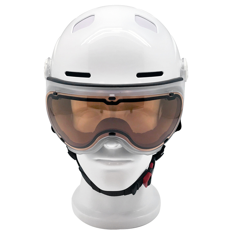 2017 nouvelles capacités fortes sur toutes sortes de casque, casque de ski avec des lunettes