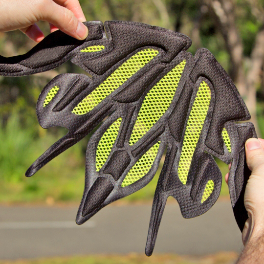 Évacuation de l'humidité coussinets + insect-proof casque net