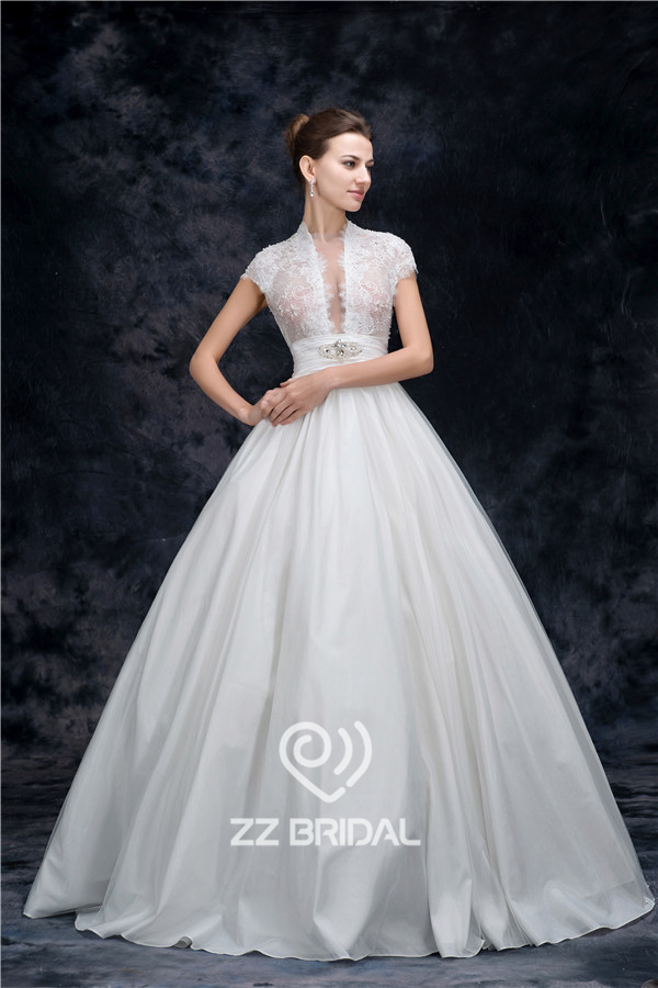 Las imágenes reales de cuello alto con cuentas manga del casquillo ver a través de la princesa de la boda vestido de china proveedor