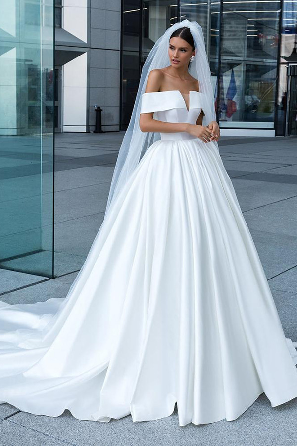 Elegant Deep V Neck Simple Real Image Long Train Wedding Dresses Ruffled Satin Bridal Gowns 2019