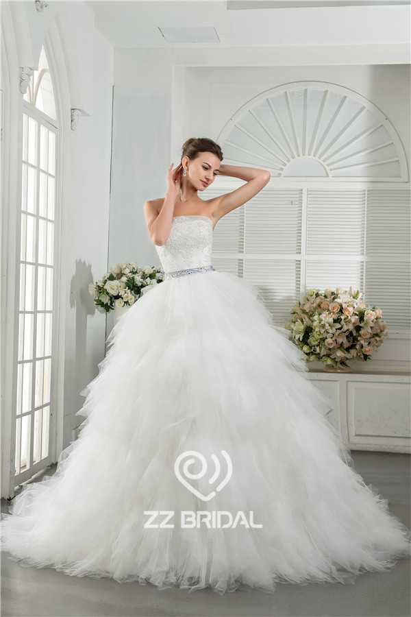 Tulle di alta qualità cintura senza spalline stratificata appliqued sfera in rilievo abito abito da sposa made in China