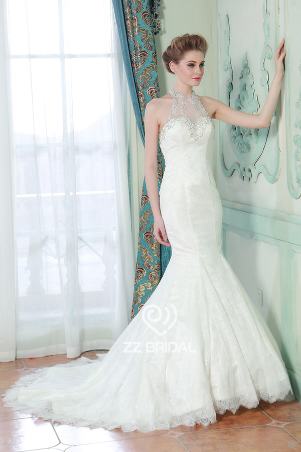Iscriviti cucito perline appese al collo senza maniche in pizzo applique finale abito da sposa fishtail