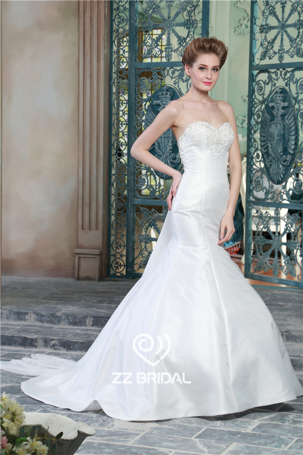 Perles paillettes Sexy style sirène backless robe de mariée avec l'usine mousseline châle