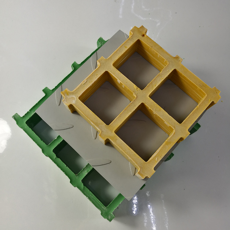 30mm Thickness Molded Black Gritted Glass Fiber Reinforced Polymer GRP Grating
