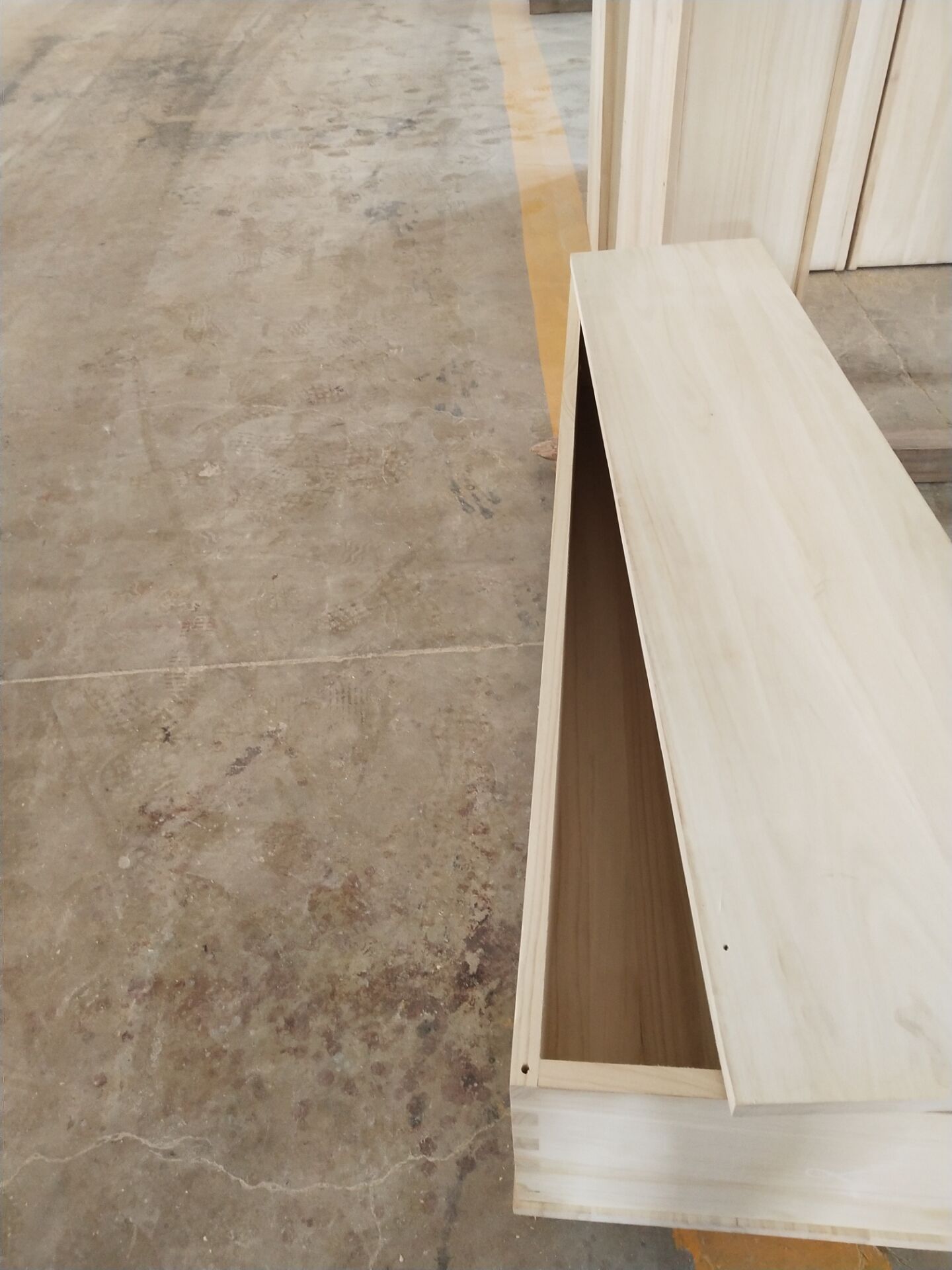 собранные гробы в стиле Европы и Азии