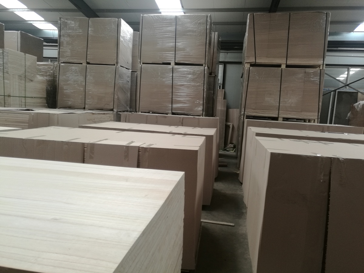 FSC兰考泡桐边缘，从中国木材胶合