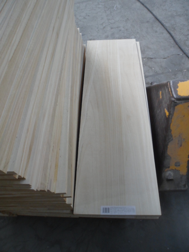 paulownia panel with  shrink wrapped individually with leaflet for DIY in supermarket