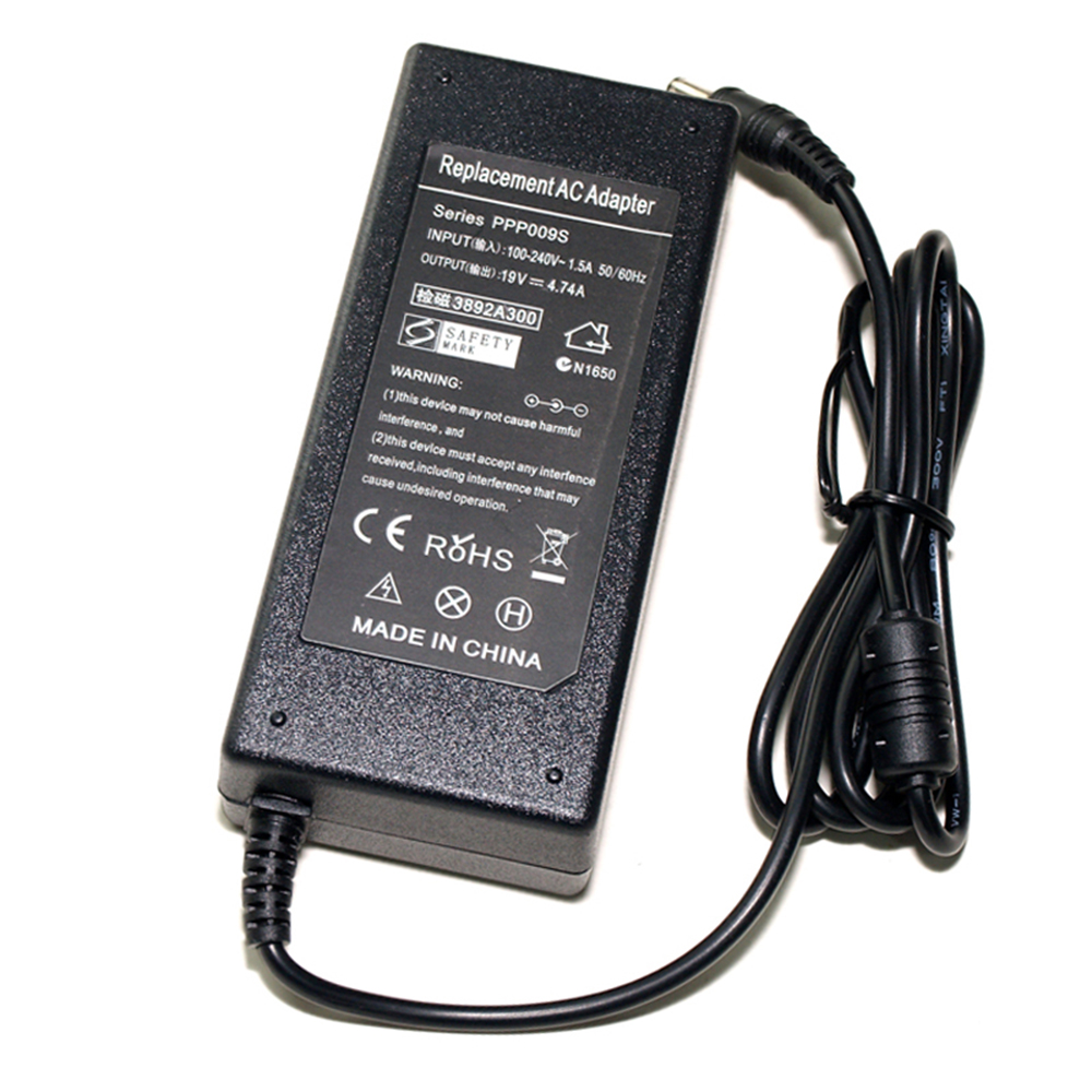 Pour Toshiba Laptop Adaptateur DC 19V 4.74A 5.5 * 2.5mm 90W Adaptateur d'alimentation Chargeur ordinateur portable