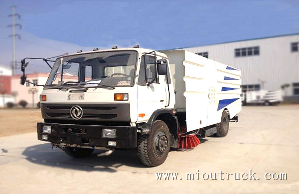 4 * 2 6CBM 140kw dongfeng marque route balayant le véhicule à vendre