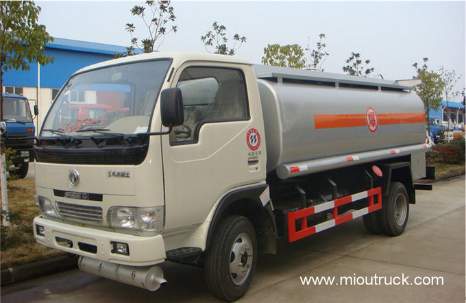 Dongfeng 120 hp 4X2 oil tanker truck