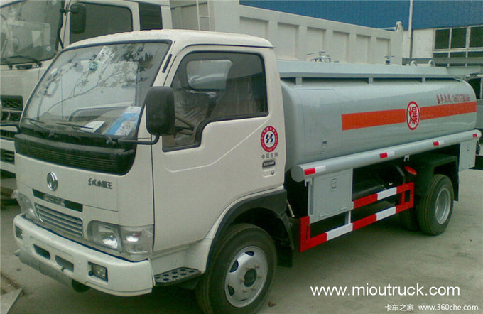 Dongfeng 120 hp 4X2 oil tanker truck