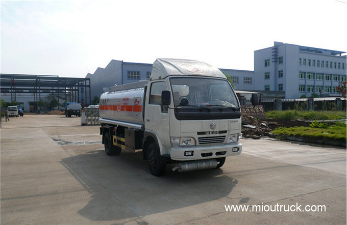 Dongfeng 120 hp 4X2 oil tanker truck