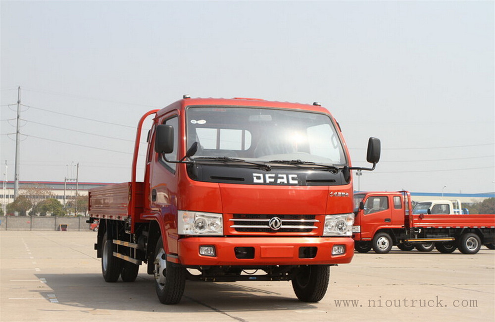Dongfeng 4X2 Diesel Engine Cargo Truck 4x2 camion-benne