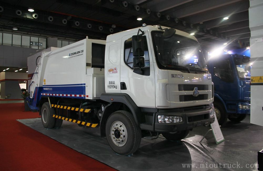 Dongfeng 4x2 180hp  Compression garbage truck ZLJ5160ZYSLZE4