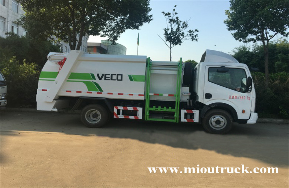 Dongfeng 4x2 6 m³ Dump Type Garbage Truck
