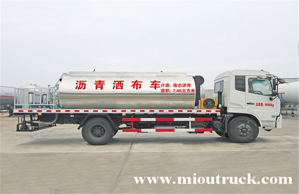 Dongfeng 4x2 8m³ Asphalt Distribution Truck for sale