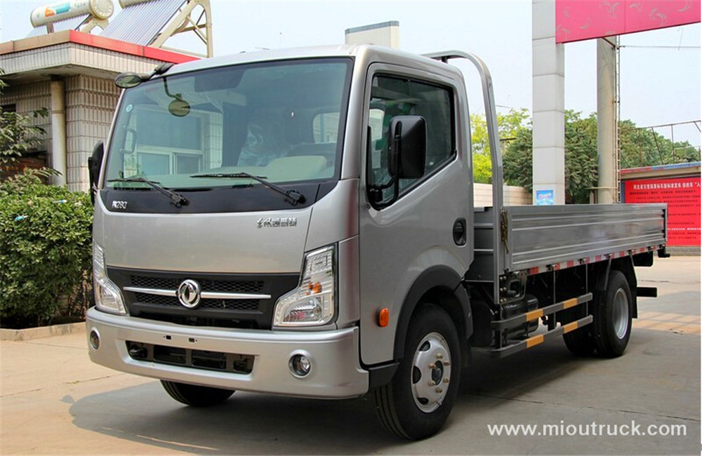 Dongfeng capitaine EQ1040S9BDD 116hp 1,75 tonne camion léger camion