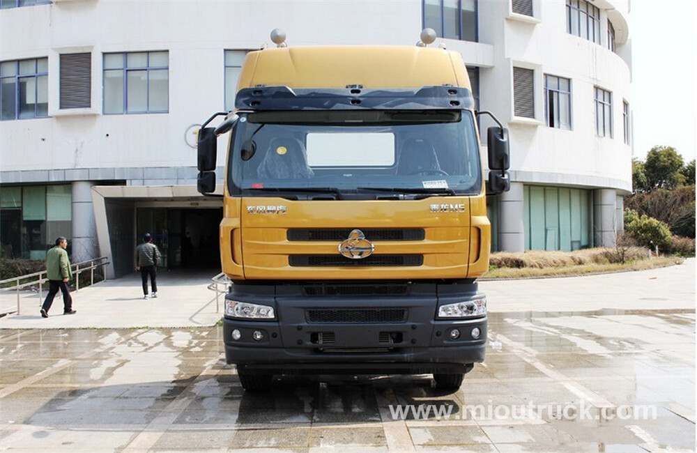 Dongfeng Chenglong EURO 4 LZ4180QAFA 280hp 4x2 mini tractor trailer truck for sale